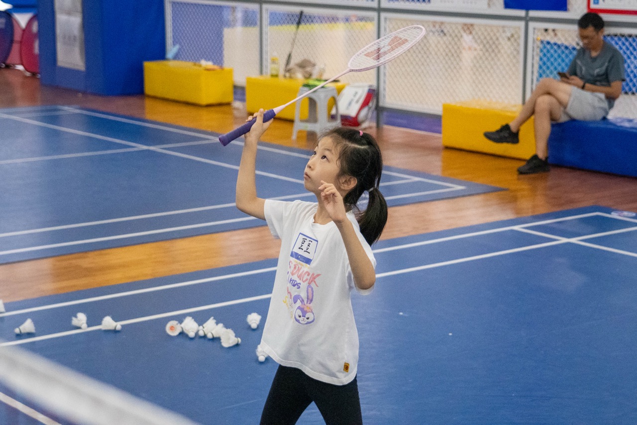 少儿羽毛球 运动启蒙课程(图3) 少儿羽毛球 运动启蒙课程(图3)